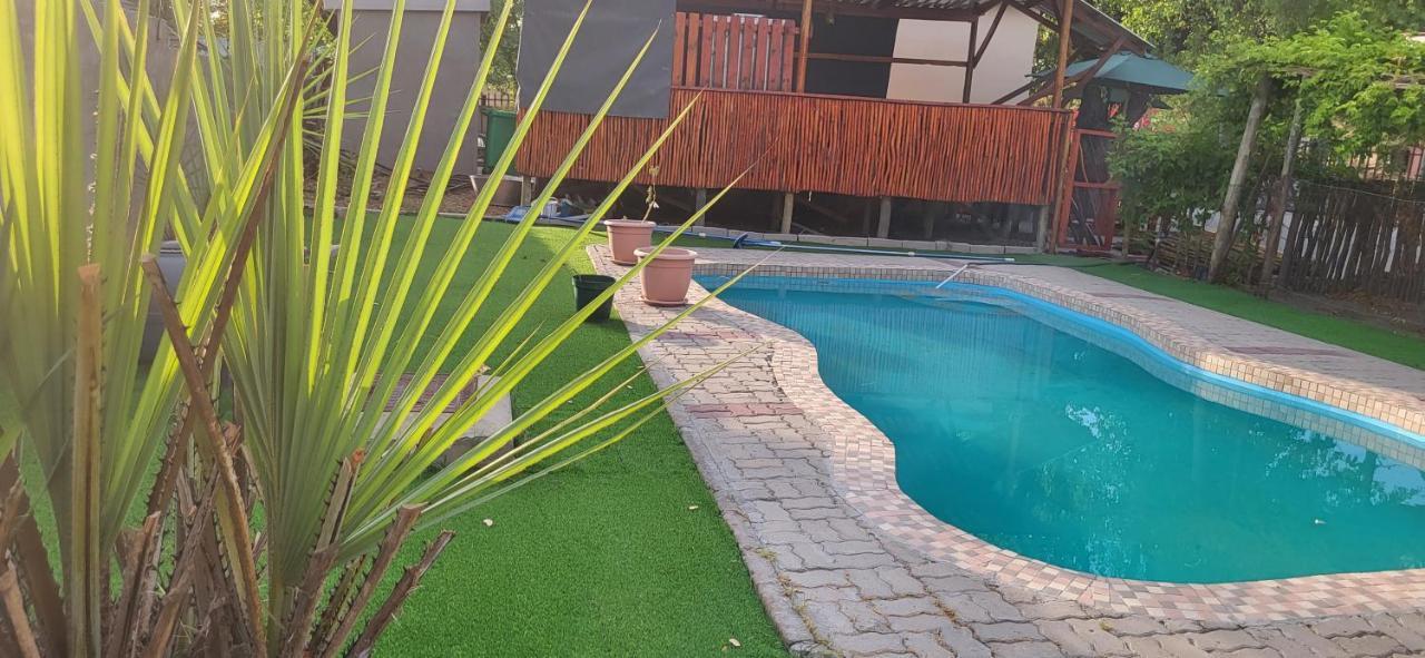 Maun Luxury Oasis Appartement Buitenkant foto